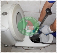 Thông bồn cầu bằng nước sôi và muối có hiệu quả không?