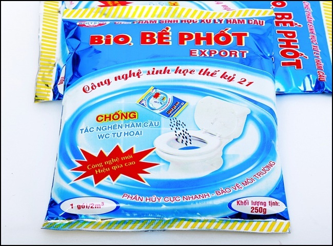 Bồn cầu nghẹt hơi