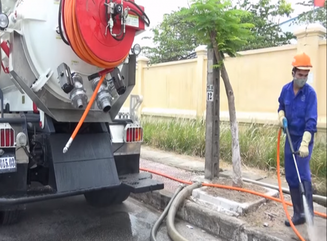 Dịch vụ rút hầm cầu quận 1 giá rẻ, chuyên nghiệp