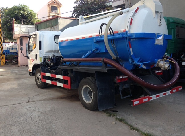 Đơn vị r&uacute;t hầm cầu quận 10 nhiều ưu đ&atilde;i nhất