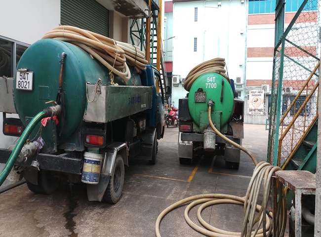 Rút hầm cầu quận Tân Phú giá rẻ an toàn không đục phá