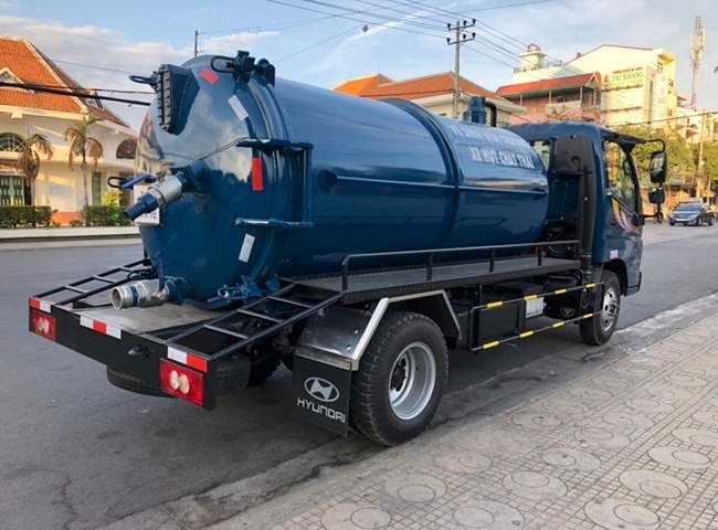 Cung cấp vận chuyển bùn vi sinh Tiền Giang Danh Phát phục vụ chu đáo và nhiệt tình